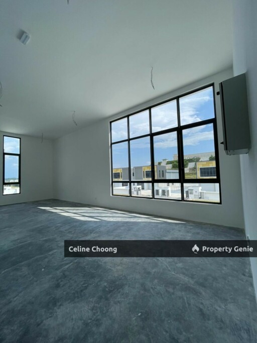 Eco Business Park V ,Elmina Business Park C046