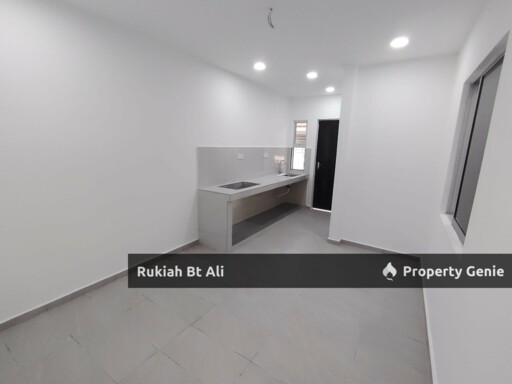Terraced House in Melaka Tengah With 1200 sqft Size
