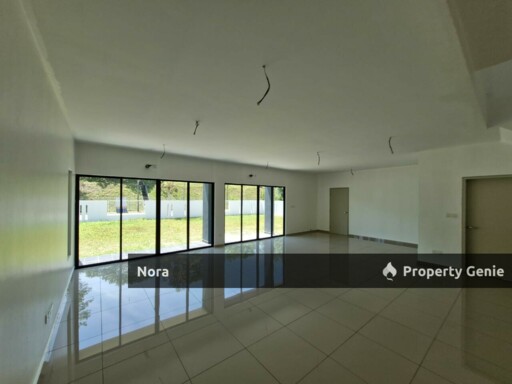 FOR SALE | EXCLUSIVE CORNER LOT LAMAN DELFINA, NILAI IMPIAN