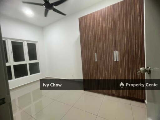 Season Larkin Apartment for sale