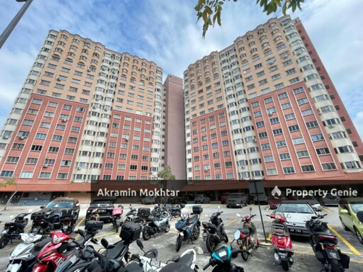 Fully Renovated | Apartment Desaminium Flora Seri Kembangan, Selangor