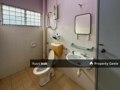 Corner Lot Double Storey Taman Saujana Puchong SP10