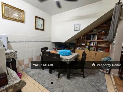 Seksyen 7, Shah Alam | 2-Storey Terrace 4 Bedrooms | RM675K - Well Maintained and 24h Security