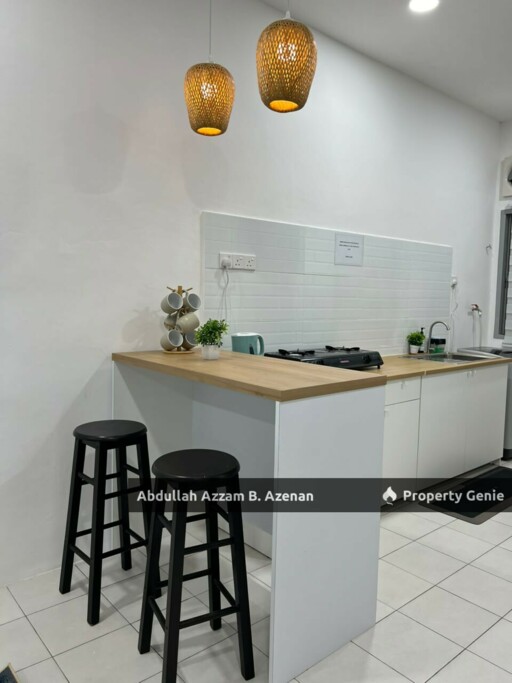 TERES OPEN FACING FULLY FURNISH TAMAN RIA VISTANA
