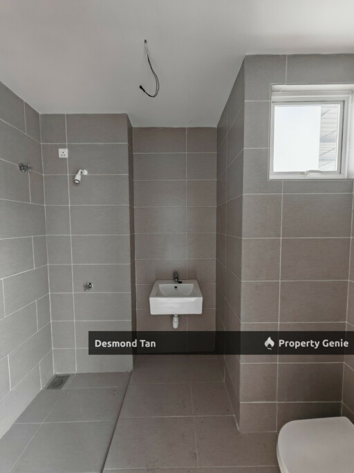 2 Storey Suriaman 2, Suriaman, Bayu Sutera, Hijayu, Sendayan ( RM 1000 Only)