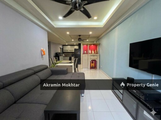 Renovated, Partially Furnished & 2 Covered Parking | Pangsapuri Damai Seksyen 25 Shah Alam, Level 4 with Lif