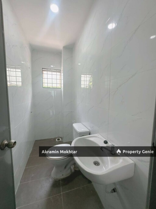 End Lot, Fully Renovated & Facing T- Junction | Double Storey Jalan 2/22, Bandar Tasik Puteri, Rawang