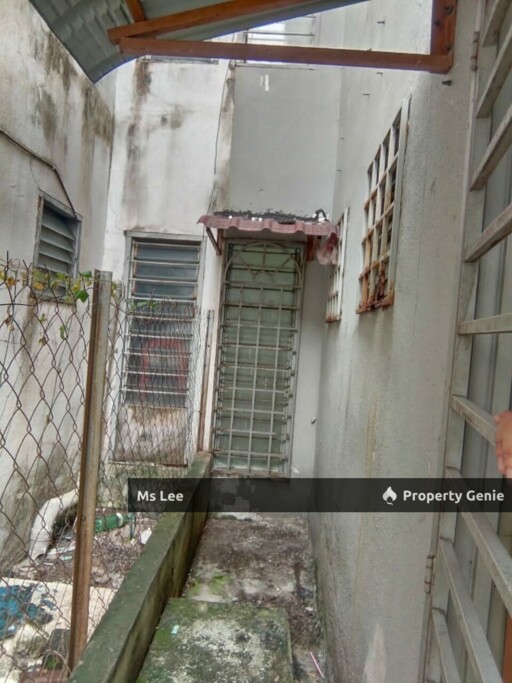 End Lot 2 storey Town House (Ground floor)-Taman Sri Sentosa @ Klang-Ready Now