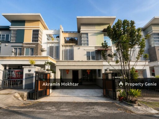 Freehold, Renovated Extended | 3 Storey House Taman Sri Putra Sungai Buloh
