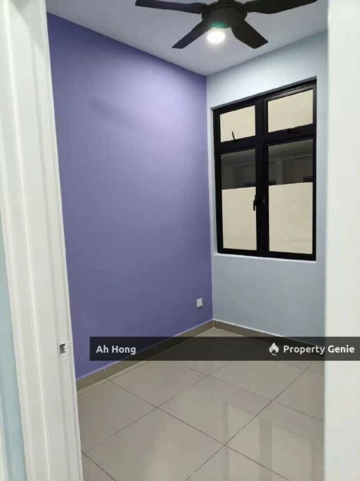 Skudai / Ksl Bukit Gemilang / 3bedroom / Partially Furnished
