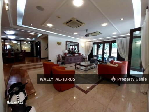 2.5 storey bungalow for sale. Within the vicinity of Taman Tasik Titiwangsa