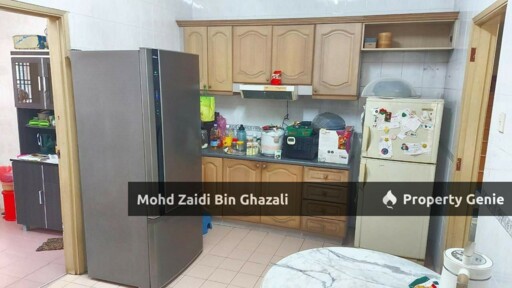 Corner Double Storey Terrace at Bukit Jelutong, Selangor