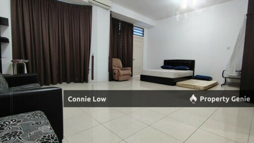 🏡 Freehold Facing Field 面向草场 2.5 Storey House For Sale📍 Botani Lapangan Perdana ⚡️低于市场价，适合自住或投资！ Under Market Value – Perfect for Own Stay or Investment!