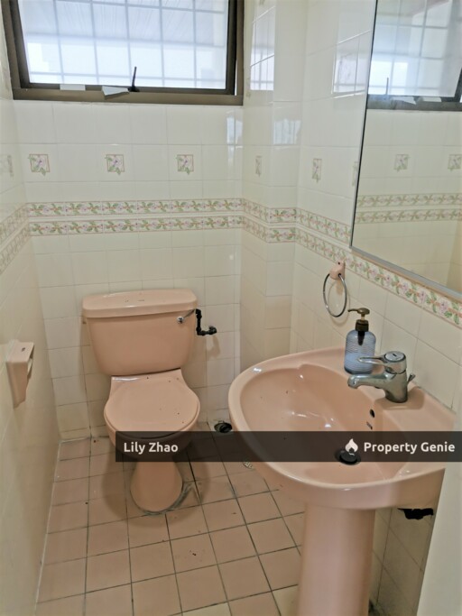 Fully Furnished Waikiki Condo with Sea View & Golf View for Sale @ Tg.Aru, KK City