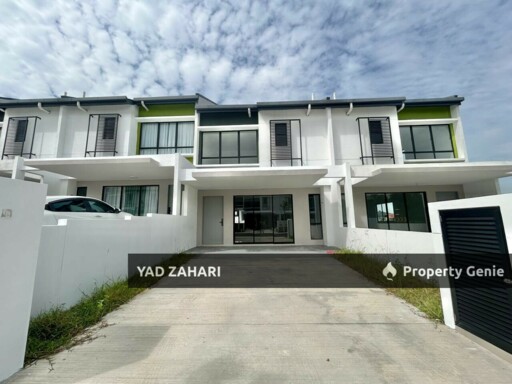 Balcony with View & Semi Furnished @ Lambaian Dua Residence, Kajang