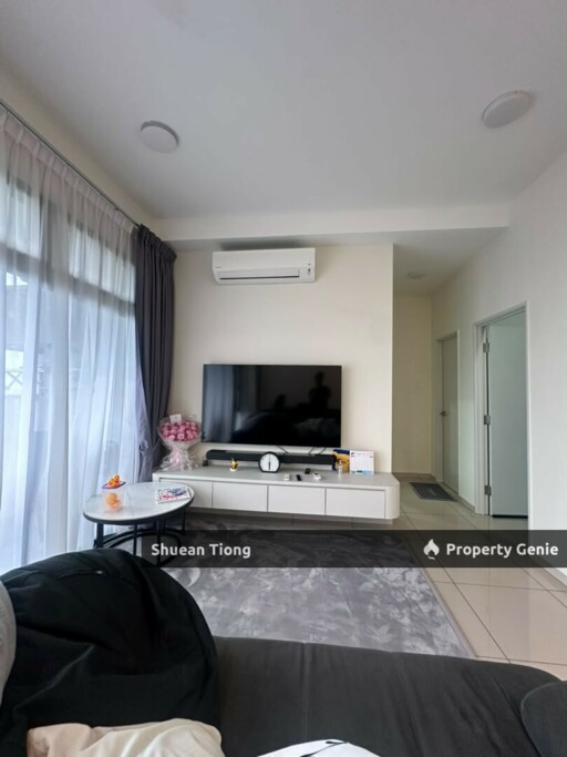 8scape Residence @ Taman Perling for Sale!!