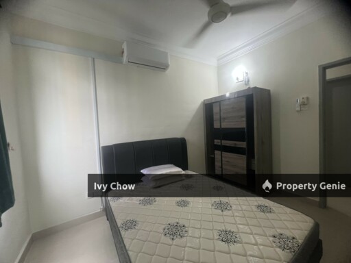 Kipark Tampoi Room for Rent
