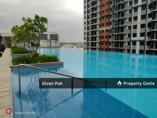 New Condo With 5 Star Facility
