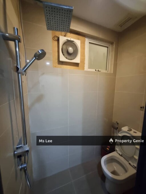 Binjai 8 @ KLCC-Fully Furnished Office-level 27 KLCC Park view-Ready Now
