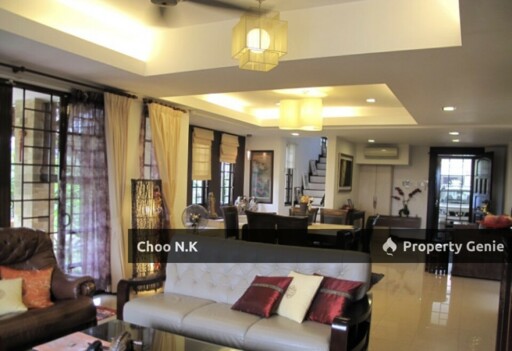 Bukit Jelutong Double Storey Corner