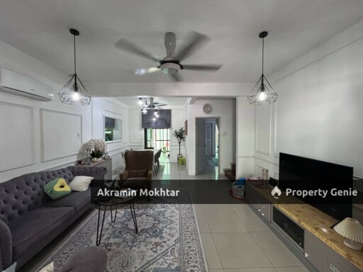 Freehold, Ground Floor, Renovated & Partially Furnished | Townhouse 1.5 Storey Park Villa Bandar Bukit Puchong 2, Puchong Selangor.