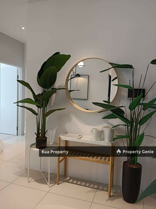 For Sale! Condominium @ Royal Richmond Gold