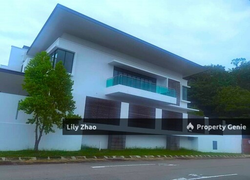 Beautiful BUNGALOW for Rent, DETACHED HOUSE with Swimming Pool, Likas, Kota Kinabalu City, Sabah, Malaysia