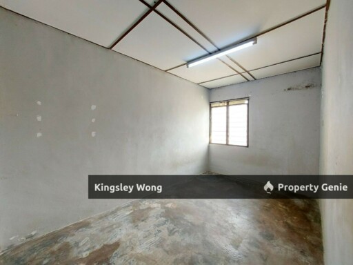Bercham Taman Mewah Single Storey Terrace House Facing North Near Lotus Mall Shoplots