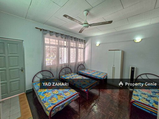 Seksyen 4, Shah Alam | 2-Storey Terrace 4 Bedrooms | RM690K - Prime Location and Facing Open