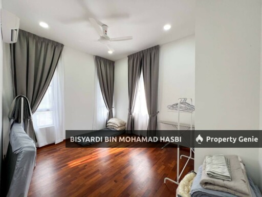 LOCK STOCK & BERREL 2 STOREY SEMI DETACHED (EDENCE) VERDALE ALAM SARI, BANGI .