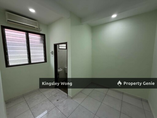 Fully Renovated Klebang Terrace House With 3 Bedrooms