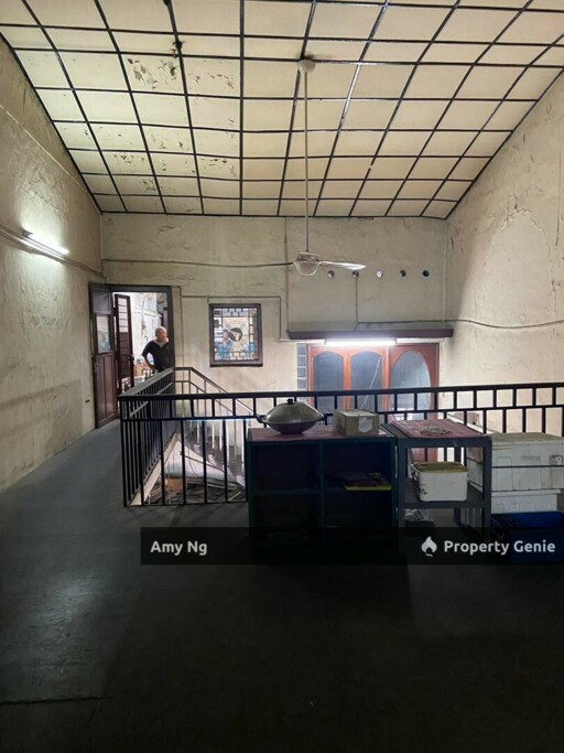 FreeHold‼️Facing Main Road Double Shoplot For Sale