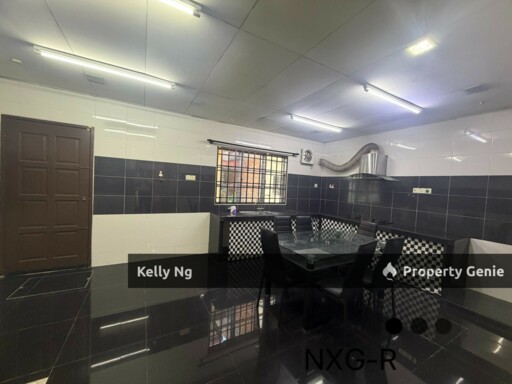 1.5 Sty House At Bukit Raja Klang For Rent