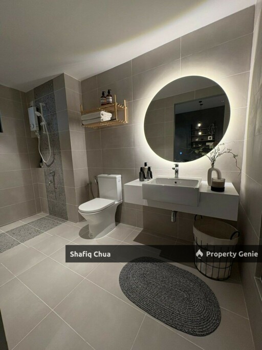 Brand New Freehold Cheapest Fully Furnished 1 Bedrooms SOHO in Cyberjaya