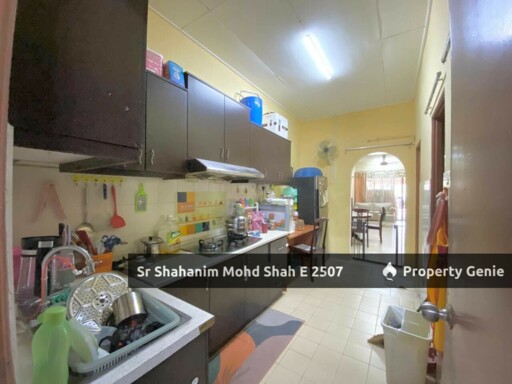 Single Storey Terrace Corner Taman Matang Jaya, Sungai Buloh.