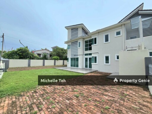 Gopeng Double Storey semi D For Sale
