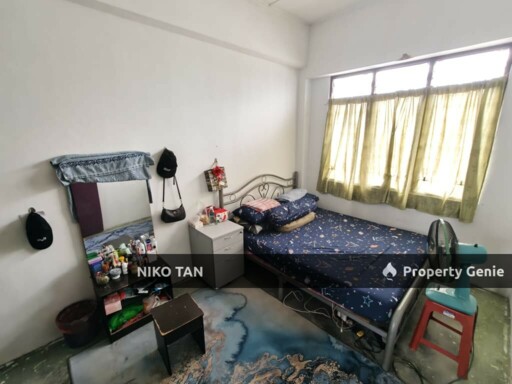 Flat Rosmerah Taman Johor Jaya For Sale