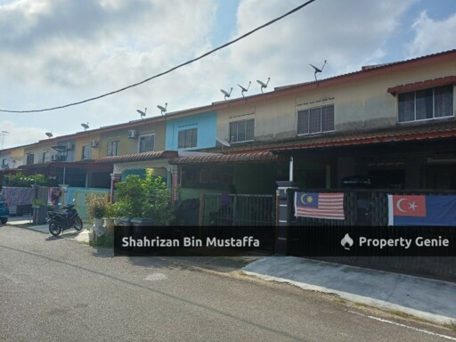 Taman Suria, Simpang Renggam