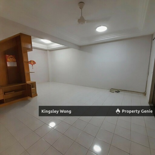 Taman Pengkalan Barat 2.5 Storey Terrace House Partial Furnished For Rent