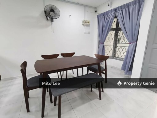 3 Storey Terrace House @ Tampoi Utama For Sale!!