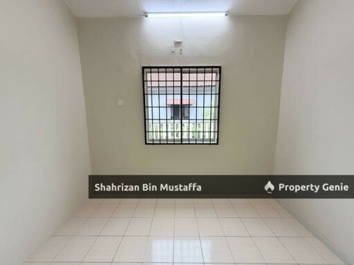 International Lot, End Lot, Taman Sri Saujana, Kota Tinggi, Johor