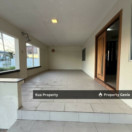 Double Storey Detached House For Sale Location: Jalan Chong Choon, Krokop, Miri