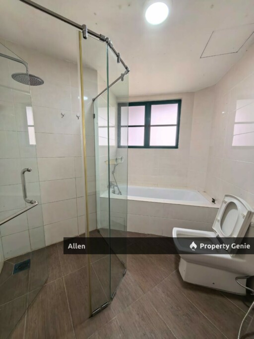 Straits View Condominium, Permas Jaya - Spacious 1635 Sqft Home