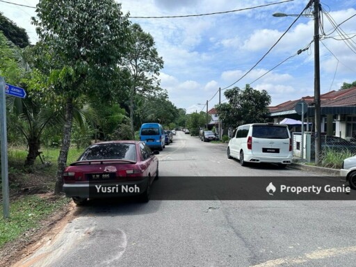 SINGLE STOREY CORNER LOT TAMAN LESTARI PERMAI SERI KEMBANGAN