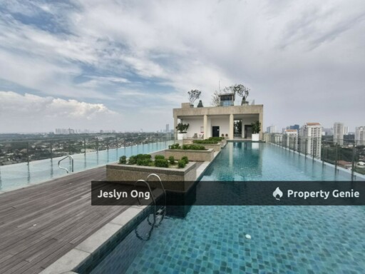 Luxury Seafront Living Condominium 3650sqft @ Straits View 18 for Sale