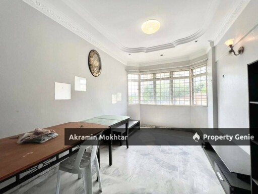 FREEHOLD, RENOVATED & 1 PARKING | VISTA SERI PUTRA Apartment, Bandar Seri Putra, Bangi.