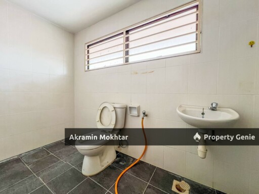 Freehold & Extended | 2.5 Storey Semi-D @ Impiana Residence, Bandar Baru Nilai