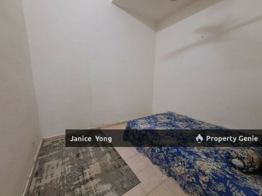 Flora Heights Pasir Gudang End Lot Terrace House