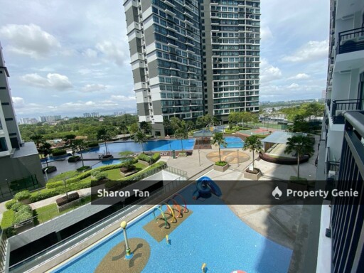 Hot Area Molek Regency 2 Parking 2 Bedroom Golf & Pool View Bath Tub