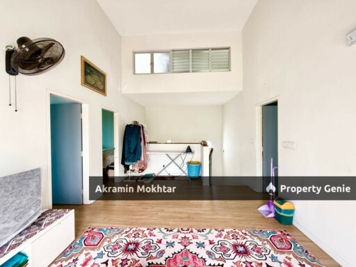 Freehold, Corner Lot & Renovated | Double Storey Camellia Serene Heights 1, Semenyih